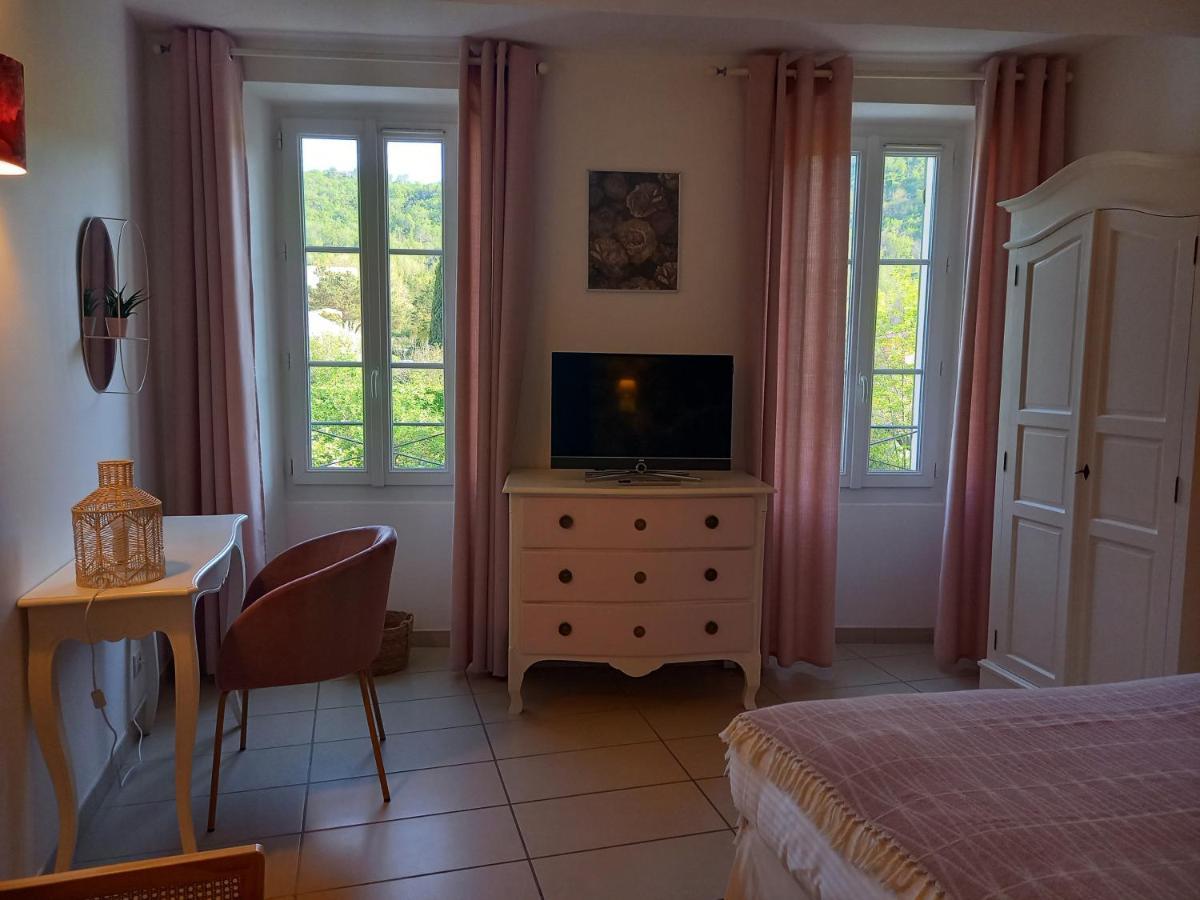Hôtel Nôtre Dame Collobrières Extérieur photo