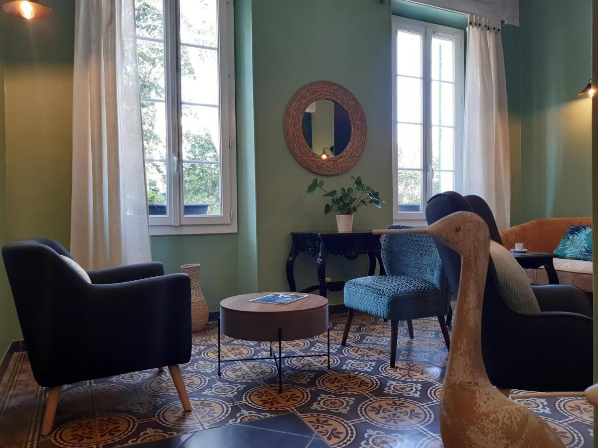 Hôtel Nôtre Dame Collobrières Extérieur photo